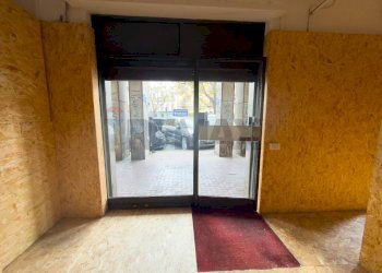 Stanza vuota - Shop Largo Rosolino Pilo
 
42, Catania - photo 18