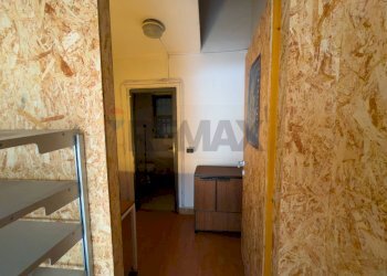 Hall / corridoio - Shop Largo Rosolino Pilo
 
42, Catania - photo 19