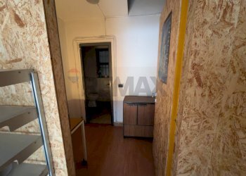 Hall / corridoio - Shop Largo Rosolino Pilo
 
42, Catania - photo 21