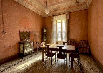 Sala da pranzo - Casa semi indipendente Via Garibaldi
 
45, Carlentini - foto 5