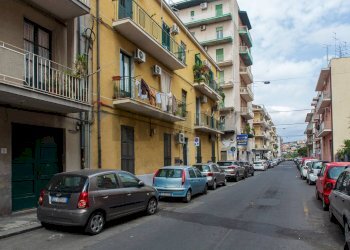 Edificio all\'aperto - Bilocale Via Cave Villarà
 
7, Catania - foto 10