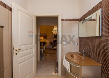 Bagno - Appartamento via mario rapisardi
 
8, Fiumefreddo di Sicilia - foto 13