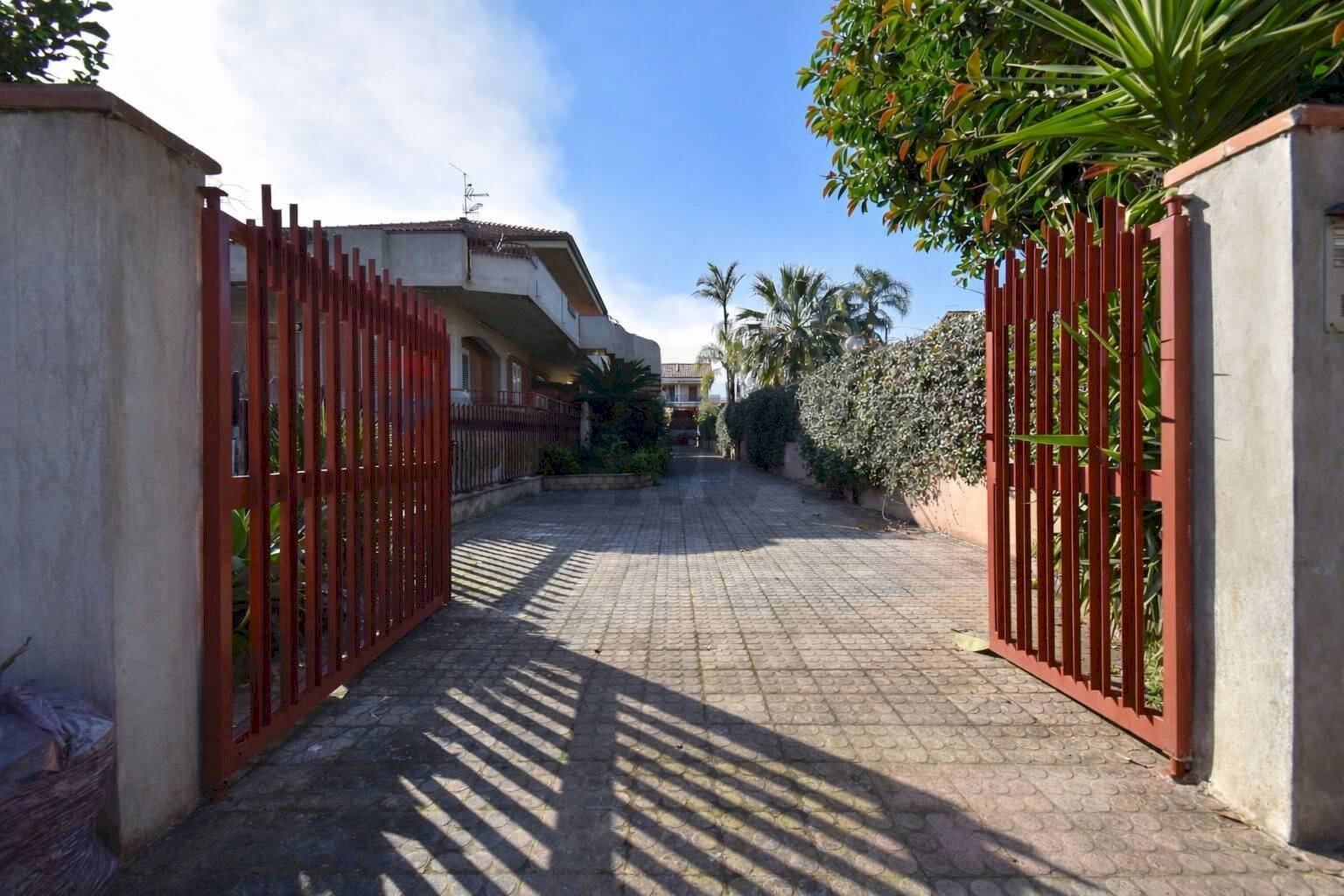 Casa all\'aperto - Trilocale via Marco Polo
 
21, Riposto - foto 2