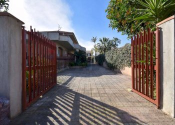 Casa all\'aperto - Trilocale via Marco Polo
 
21, Riposto - foto 2