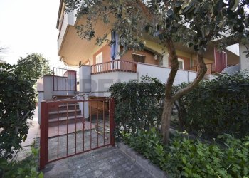 Casa all\'aperto - Trilocale via Marco Polo
 
21, Riposto - foto 4