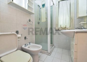 Bagno - Trilocale via Marco Polo
 
21, Riposto - foto 15