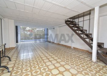 Stanza vuota - Trilocale via Marco Polo
 
21, Riposto - foto 26