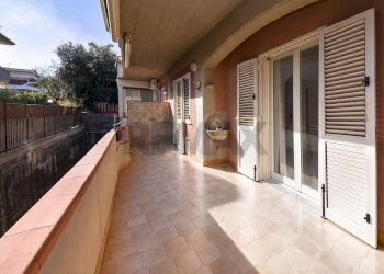 Balcone - Trilocale via Marco Polo
 
21, Riposto - foto 29