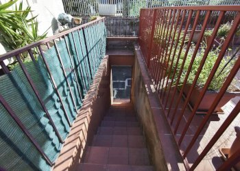 Balcone - Trilocale via Marco Polo
 
21, Riposto - foto 30