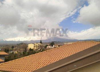 Vista delle montagne - Attico Generale Salvatore Pennisi
 
12, Sant'Alfio - foto 13