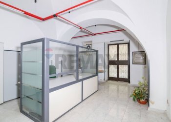 Hall / corridoio - Office Via Etnea
 
590, Catania - photo 10