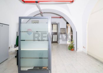 Scale - Office Via Etnea
 
590, Catania - photo 11