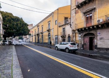 Edificio all\'aperto - Office Via Etnea
 
590, Catania - photo 23