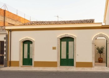 Casa all\'aperto - Casa indipendente Via Lapide Nuova
 
48, Calatabiano - foto 1