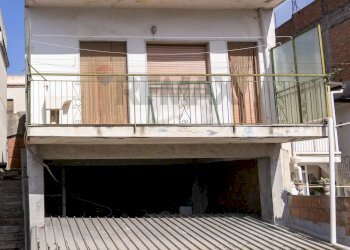 Edificio all\'aperto - Casa indipendente Via Lapide Nuova
 
48, Calatabiano - foto 4