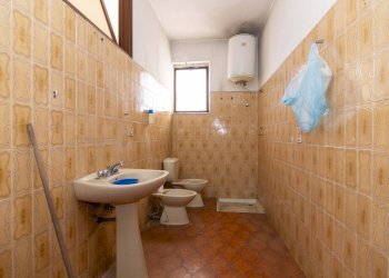 Bagno - Casa indipendente Via Lapide Nuova
 
48, Calatabiano - foto 12