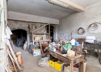 Dispensa di stoccaggio - Casa indipendente Via Lapide Nuova
 
48, Calatabiano - foto 16