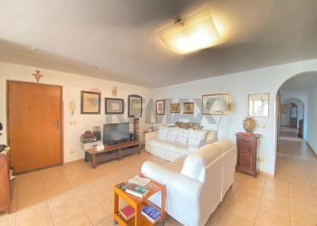 Soggiorno - Attico Via Vezzosi, Catania - foto 2