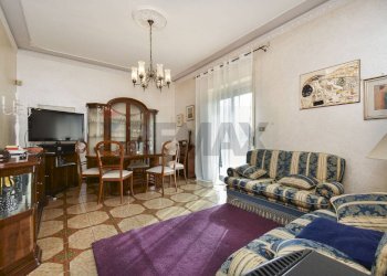 Sala da pranzo - Appartamento STRADA 4 FEMMINAMORTA
 
4, Riposto - foto 1