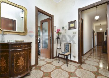 Hall / corridoio - Appartamento STRADA 4 FEMMINAMORTA
 
4, Riposto - foto 5