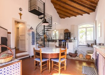 Sala da pranzo - Villa Mulino dei Margi, Grammichele - photo 10