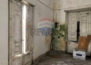 Stanza vuota - Rustico Via Sciara
 
46, Tremestieri Etneo - foto 5