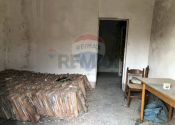 Camera / camera da letto - Rustico Via Sciara
 
46, Tremestieri Etneo - foto 15