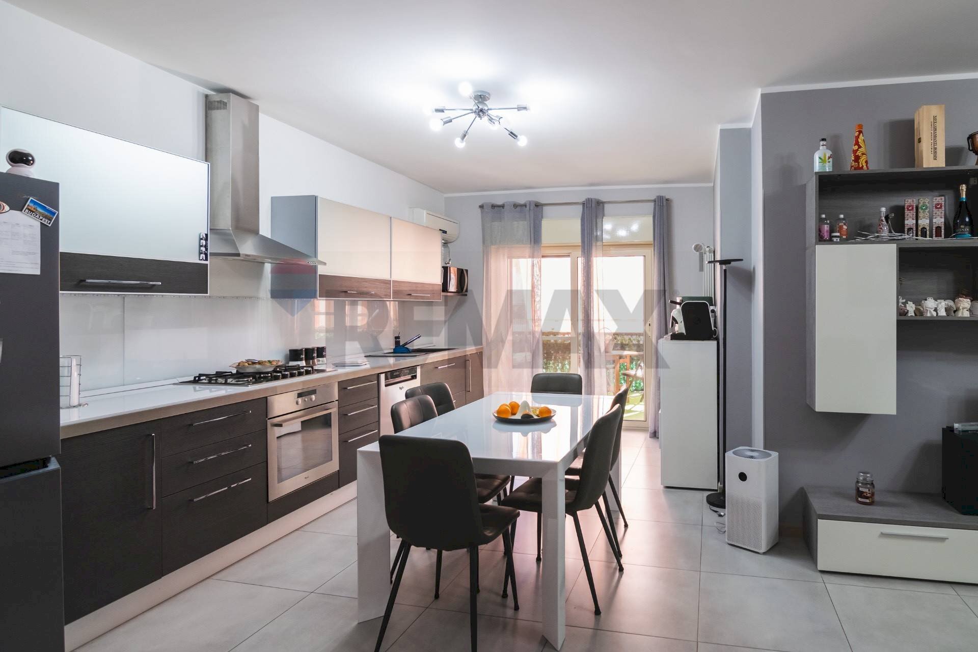 Cucina - Quadrilocale Viale Papa Giovanni XXIII
38, Camporotondo Etneo - foto 3