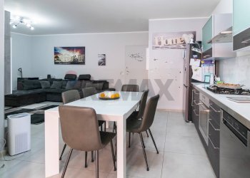 Cucina - Quadrilocale Viale Papa Giovanni XXIII
 
38, Camporotondo Etneo - foto 4