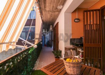 Balcone - Quadrilocale Viale Papa Giovanni XXIII
 
38, Camporotondo Etneo - foto 30