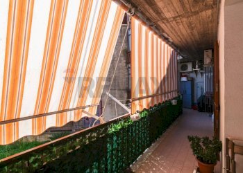 Balcone - Quadrilocale Viale Papa Giovanni XXIII
 
38, Camporotondo Etneo - foto 31