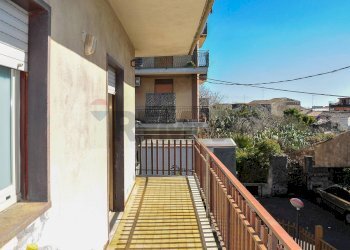 Balcone - Trilocale via alessandro volta
 
25, Gravina di Catania - foto 10