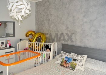 Camera / camera da letto - Trilocale via alessandro volta
 
25, Gravina di Catania - foto 22