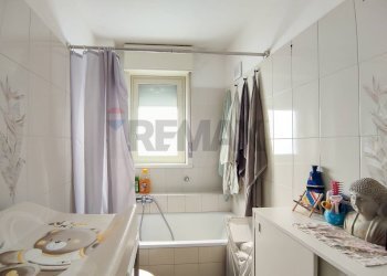 Bagno - Trilocale via alessandro volta
 
25, Gravina di Catania - foto 25