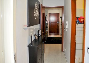 Hall / corridoio - Trilocale via alessandro volta
 
25, Gravina di Catania - foto 28