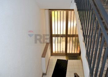 Balcone - Trilocale via alessandro volta
 
25, Gravina di Catania - foto 36