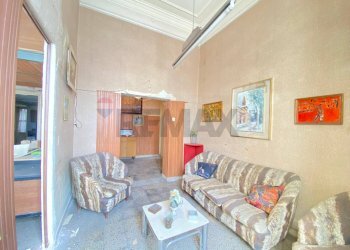 Soggiorno - Trilocale Via Regina Bianca
 
192, Catania - foto 4