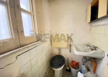 Bagno - Trilocale Via Regina Bianca
 
192, Catania - foto 19