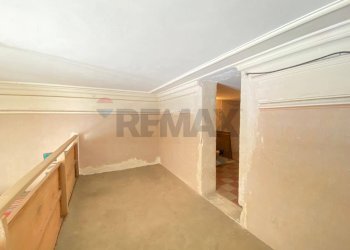 Stanza vuota - Trilocale Via Regina Bianca
 
192, Catania - foto 22