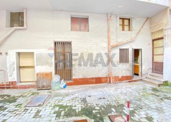 Casa all\'aperto - Trilocale Via Regina Bianca
 
192, Catania - foto 33