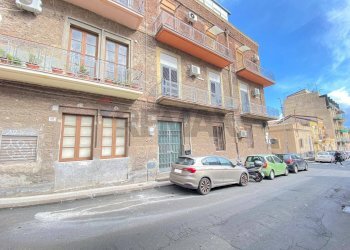 Edificio all\'aperto - Trilocale Via Regina Bianca
 
192, Catania - foto 36