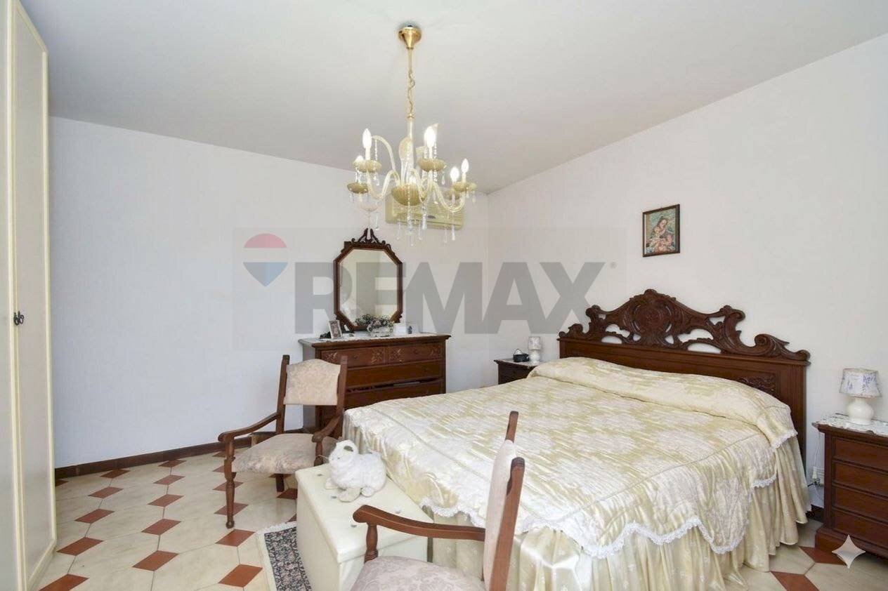 Camera / camera da letto - Quadrilocale Via Antonio Oliva
 
19, Aci Catena - foto 2