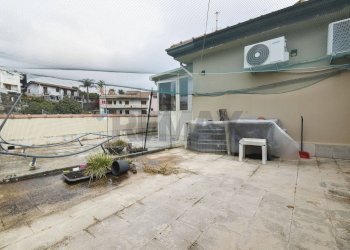 Terrazza cameretta - Quadrilocale Via Antonio Oliva
 
19, Aci Catena - foto 9