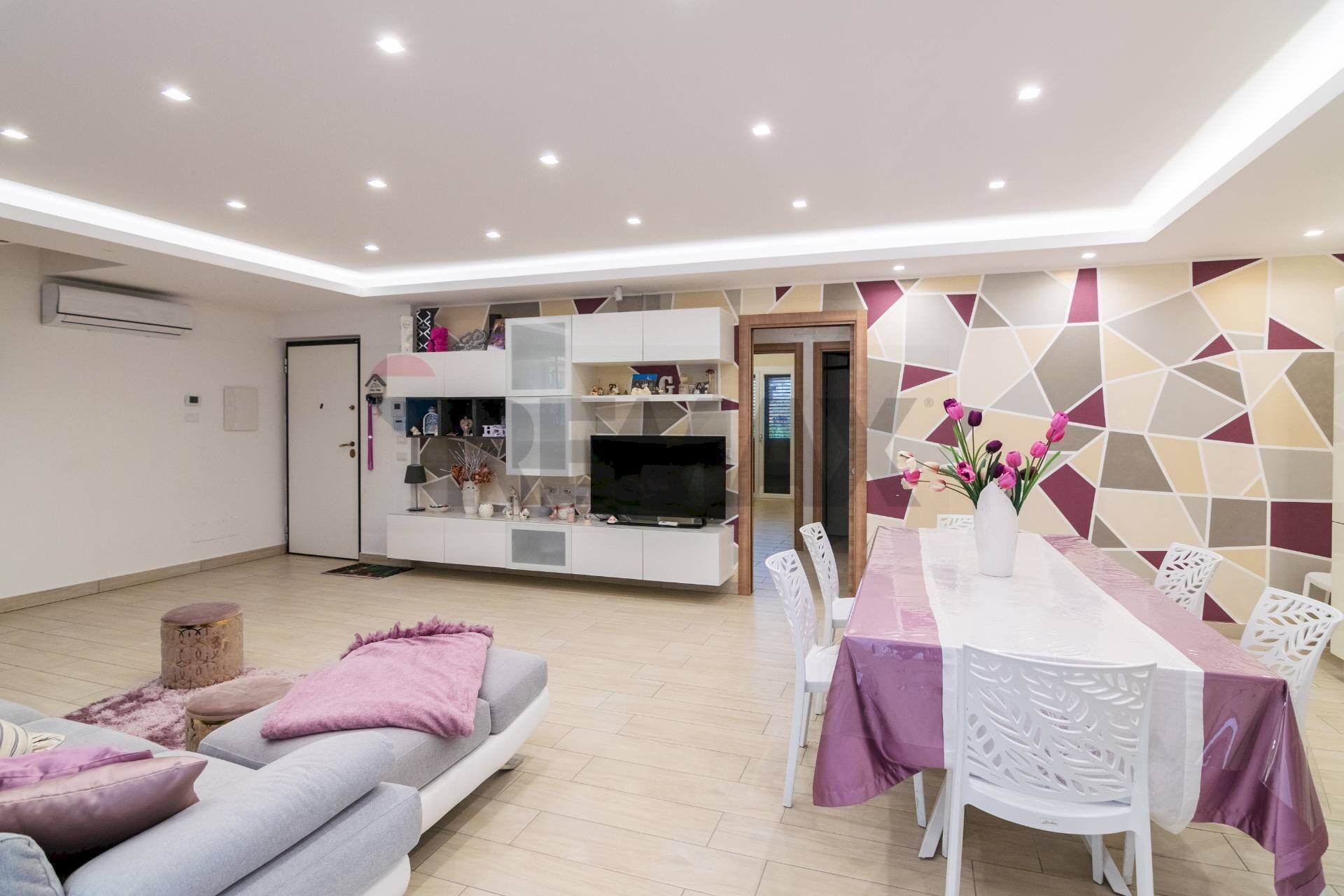 Sala da pranzo - Villa sciare spoto
36, Aci Sant'Antonio - foto 3