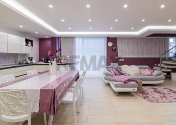 Sala da pranzo - Villa sciare spoto
 
36, Aci Sant'Antonio - foto 5