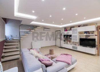 Soggiorno - Villa sciare spoto
 
36, Aci Sant'Antonio - foto 7