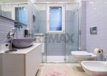 Bagno - Villa sciare spoto
 
36, Aci Sant'Antonio - foto 12