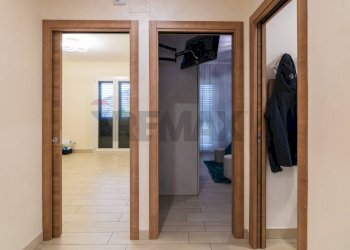 Hall / corridoio - Villa sciare spoto
 
36, Aci Sant'Antonio - foto 17