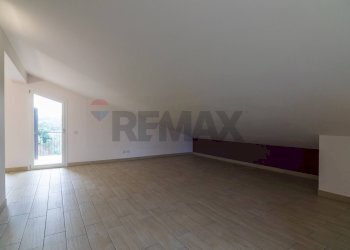 Stanza vuota - Villa sciare spoto
 
36, Aci Sant'Antonio - foto 27