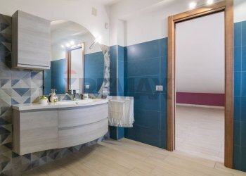 Bagno - Villa sciare spoto
 
36, Aci Sant'Antonio - foto 40